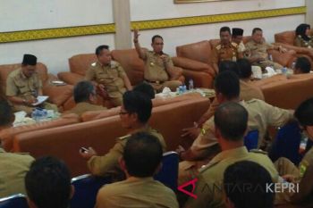 Bupati Lingga kumpulkan pemuka masyarakat bahas pembangunan