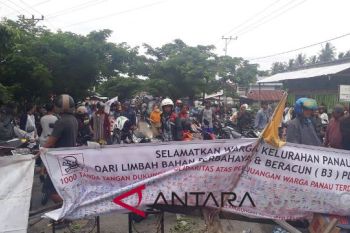 Masyarakat Tawaeli demo, lalulintas Trans Sulawesi macet total