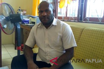 PSW Mimika larang kepala sekolah terima guru kontrak