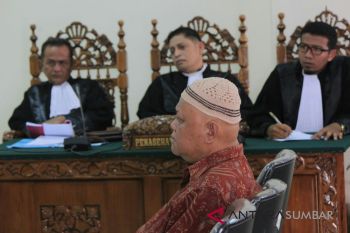 ASN Prasjaltarkim Sumbar Didakwa Rugikan Negara Rp62,5 Miliar