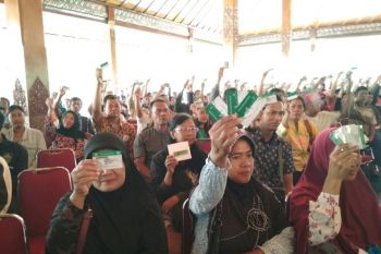 55.284 warga Solo terima JKN KIS
