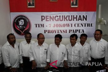 Tim 7 Jokowi Center Papua dikukuhkan