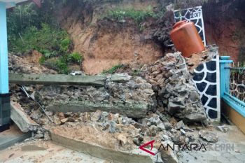 Siswa SDN 001 Tambelan diliburkan karena banjir