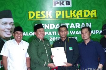 PDIP Kudus berhentikan Hartopo dari struktural partai
