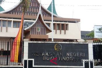 Kejari Bukittinggi Telaah Laporan Dugaan Penyimpangan Biaya Tak Terduga