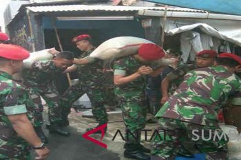 Korban gempa di Bogor dapat bantuan Kopassus TNI-AD