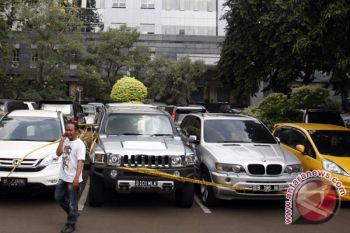 Impor Mobil CBU Turun Drastis