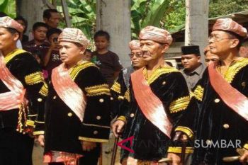 Lembaga Adat Agar Tingkatkan Peran Mengawasi Pelajar