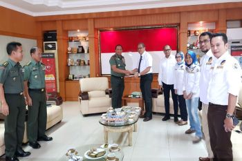 Ika Fisip Unhas temui Pangdam XIV Hasanuddin