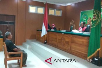 PKL didenda ratusan ribu rupiah
