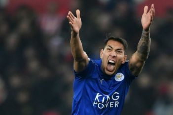Leicester pinjamkan penyerang Leonardo Ulloa ke Brighton