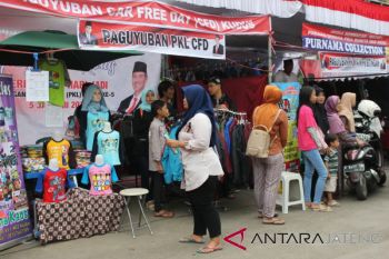 Pemkab Kudus klaim sejumlah PKL naik kelas