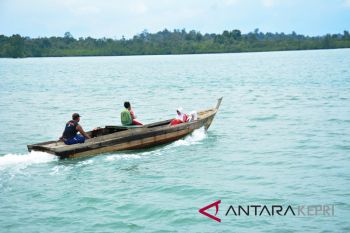 Pelajar pesisir Kepulauan Posek butuh transportasi laut