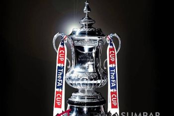 Sepak bola - Klub divisi III Wigan Athletic singkirkan Manchester City dari Piala FA