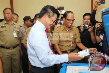  Gubernur Minta Pengelolaan Instalasi Farmasi Profesional