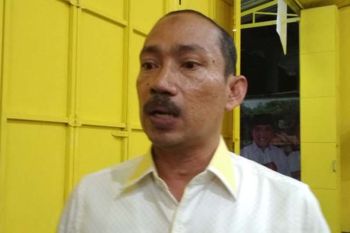 pengurus demokrat Sulsel pindah ke golkar