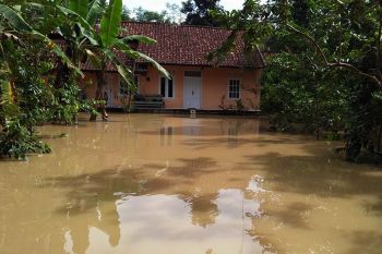 Ratusan rumah di cilacap tergenang banjir
