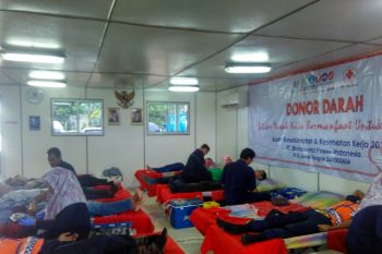 PLTU Batang selenggarakan donor bulan keselamatan kerja