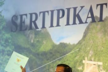 Presiden serahkan ribuan sertifikat tanah di Sulsel