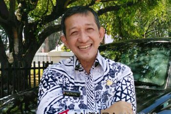 Ribuan pencari kerja kunjungi bursa kerja di Padang
