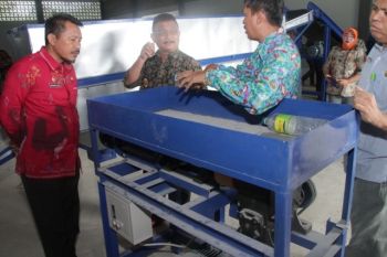Parimo miliki sentra pengolahan kelapa dan galeri pusat ole-ole