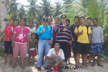 Forkopimda jejakkan kaki di pulau Sinyau-nyau dan Sibaru- Baru, pulau terluar Sumbar