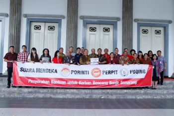 Porinti bantu korban banjir Mangkang Semarang