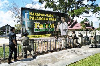 Ini paslon 'bandel' terkait penertiban APK