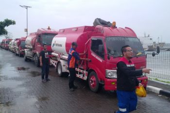 Kelangkaan BBM, Pertamina kirim pasokan ke Karimunjawa Jepara