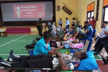 Kosekhanudnas Biak mengumpulkan 150 kantong darah dari bakti sosial