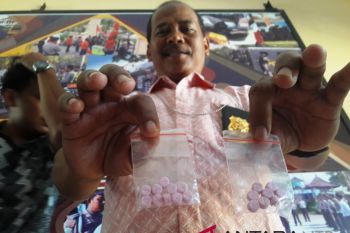 Polda  limpahkan berkas penyelundup sabu-sabu Malaysia