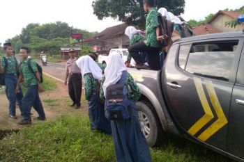 Layanan antar jemput siswa Karimunjawa Jepara diperpanjang