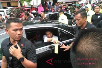 Presiden Jokowi "diserbu" warga Gowa