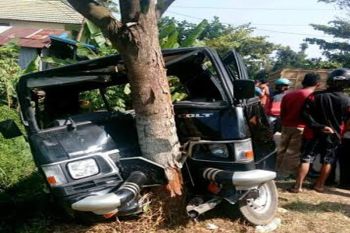 Tim Perhubungan menganalisa penyebab kecelakaan tanjakan emen