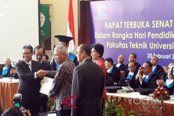 Katgama beri penghargaan Menteri Basuki dan Susi