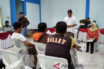 Nelayan Rembang antusias ikuti pendataan kapal