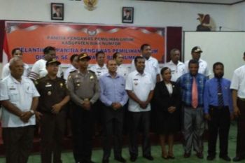Panwaslu Biak Numfor segera tertibkan alat peraga kampanye
