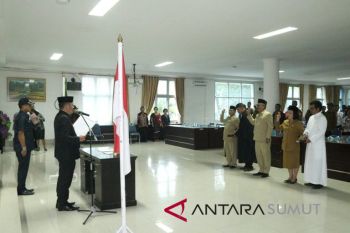 Dua Kades di Kapuas Murung Dilantik