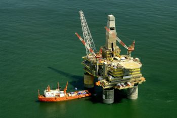 Kekhawatiran meningkatnya permintaan Tiongkok dongkrak harga minyak