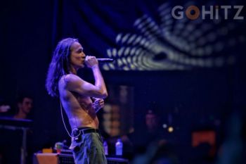 Incubus tuntaskan kerinduan penggemar di Indonesia