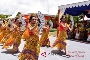 Tari Pattennung HUT Barru pecahkan rekor MuRI