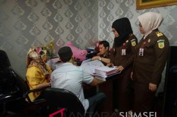 Tersangka PPK jalan segera disidangkan