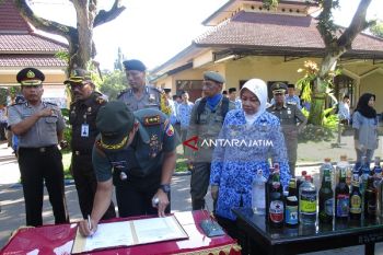 Ribuan Liter Minuman Keras Dimusnahkan