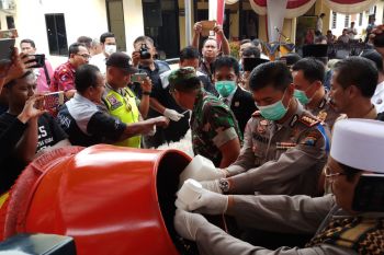 Polresta Sidoarjo Musnahkan Jutaan Pil PCC (Video)