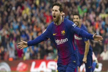 Pemain PSV dilarang minta kaus Messi