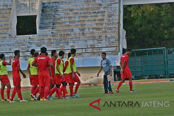 Semua pemain Persis siap diturunkan lawan Persijap