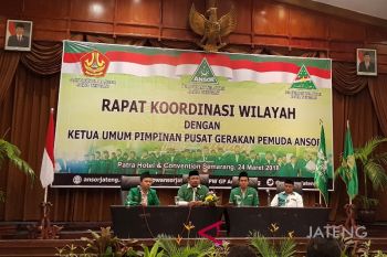 Yaqut: Ansor bebaskan kader pilih Ganjar atau Sudirman