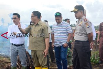 Kapolres kagum proyek percontohan buah lokal HKTI