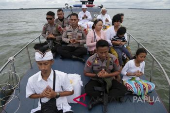 Umat Hindu Timika sucikan diri jelang Nyepi