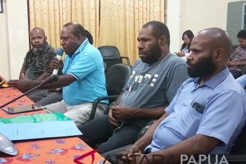 Masyarakat Peduli Demokrasi Kabupaten Puncak bertemu KPU